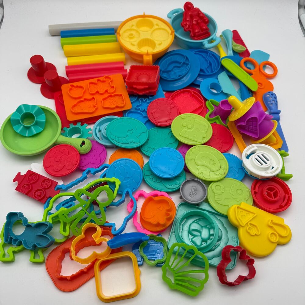 Lot Play-Doh Accessories Tools Molds Toys Rollers 1lb 9 0oz